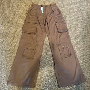 Alice & Olivia cargo pants NWT
